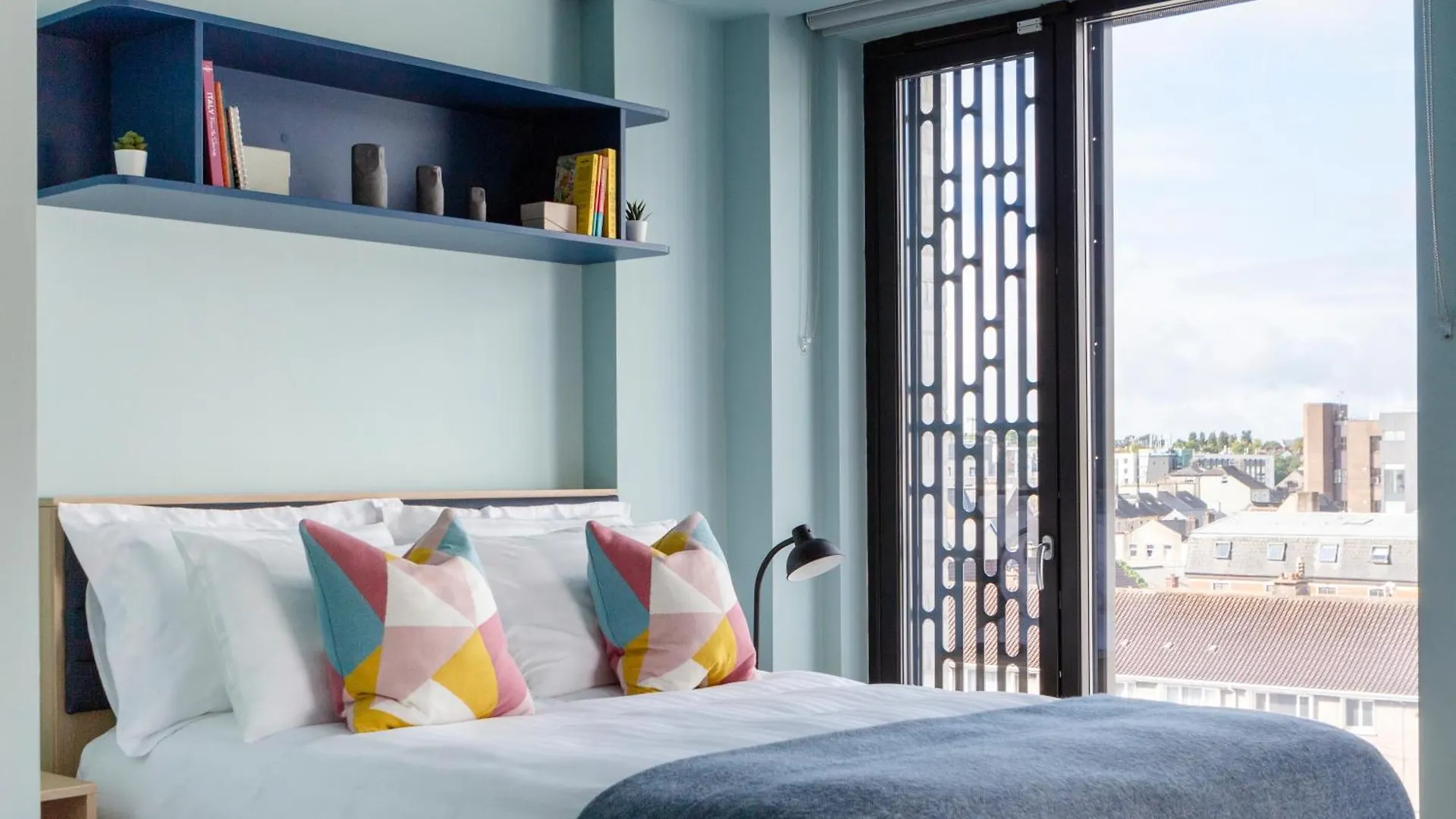 Studio Apartments In Cork City Centre - Exclusive , Student Accommodation